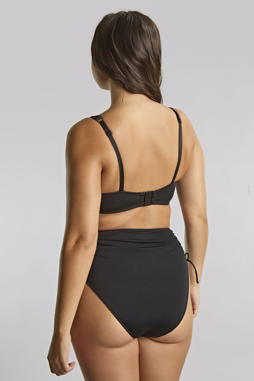Panache Swim Signature biustonosz kąpielowy Gina Square Neck Bikini Top czarny